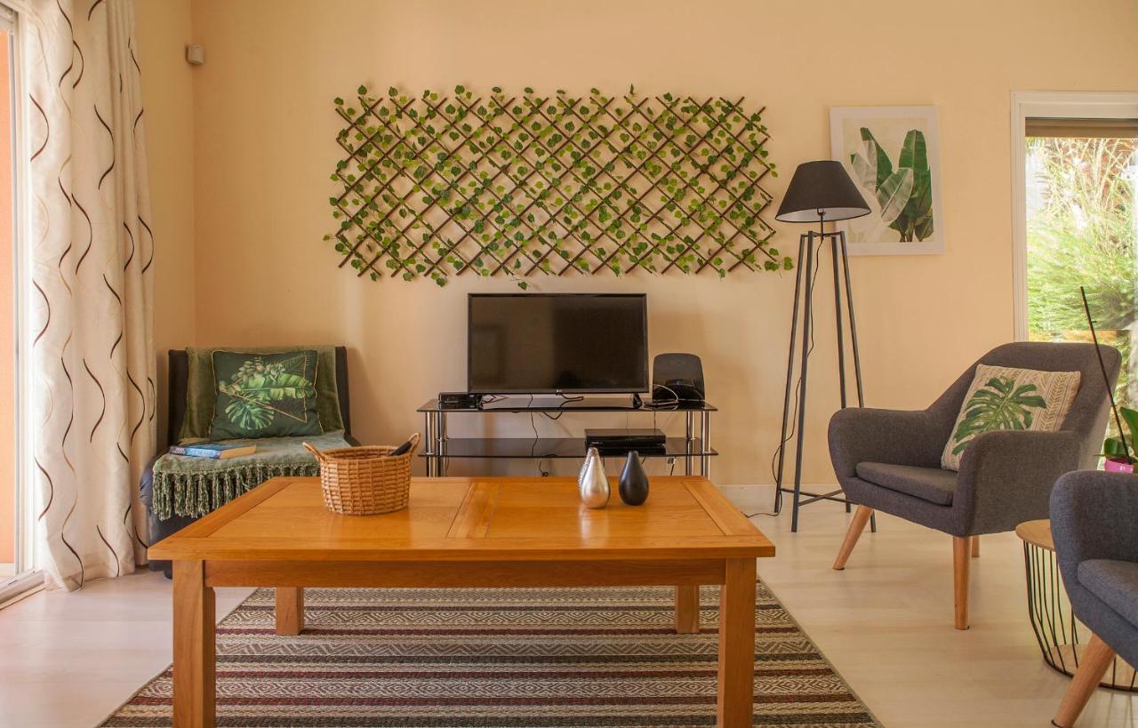 B02 - Fantastic Apartment With Pool Portimão Eksteriør bilde