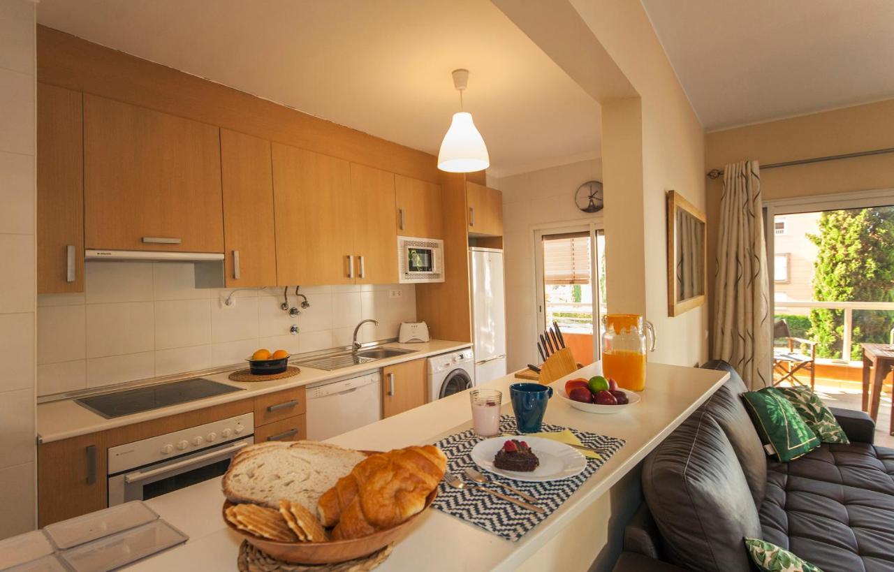 B02 - Fantastic Apartment With Pool Portimão Eksteriør bilde